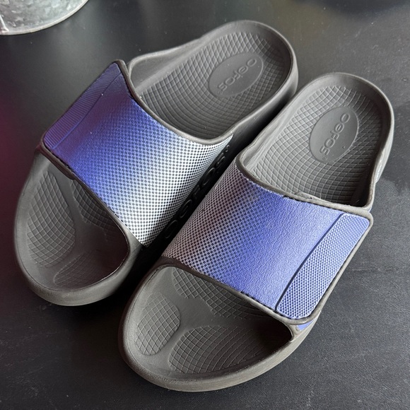 OOFOS Shoes - OOFOS OOahh Sport Flex Recovery Slide
Sandals Blue W10 / M8